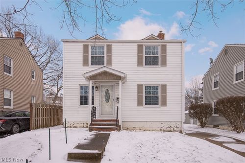 1595 Redwood Ave, Akron, OH, 44301-2725 | Card Image