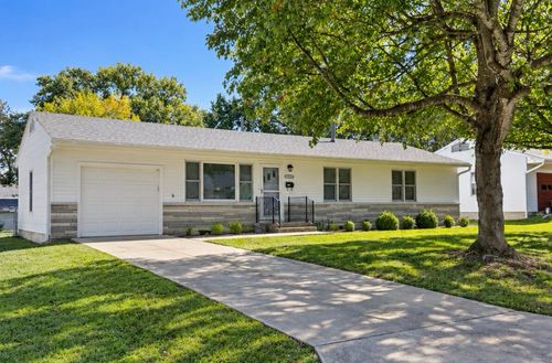 210 S Forest Ln, Republic, MO, 65738-1829 | Card Image