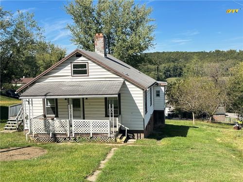 3025 Wilson St, Washington, PA, 15301-2566 | Card Image