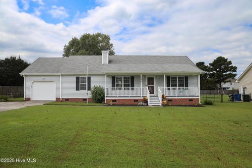 125 Kanton Dr, Jacksonville, NC, 28540-7614 | Card Image