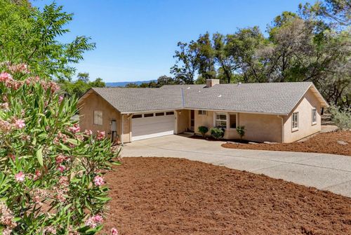 18500 Fair Oaks Dr, Penn Valley, CA, 95946-9559 | Card Image