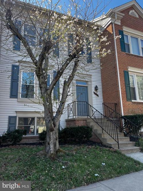 14320 Winding Woods Ct, CENTREVILLE, VA, 20120-4112 | Card Image