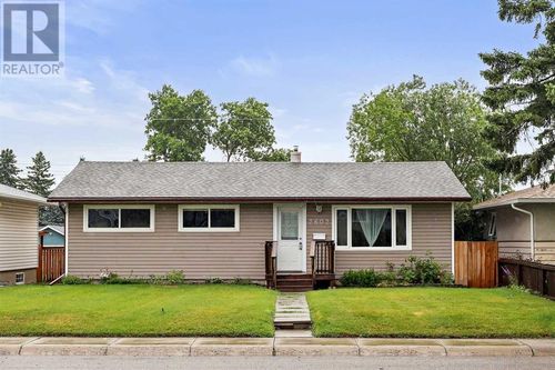 2602 44 St Se, Calgary, AB, T2B1J6 | Card Image