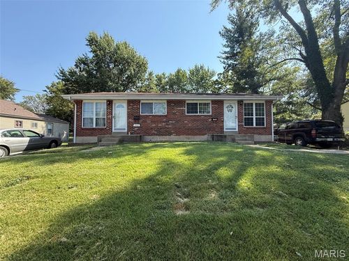 3560 Dixie Drive, St Ann, MO, 63074 | Card Image