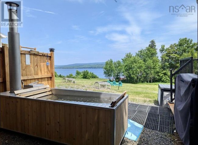 1543 W Lake Ainslie Rd, Home with 0 bedrooms, 0 bathrooms and null parking in Inverness NS | Image 21