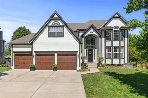20803 S Skyview Ln, Spring Hill, KS, 66083-7558 | Card Image