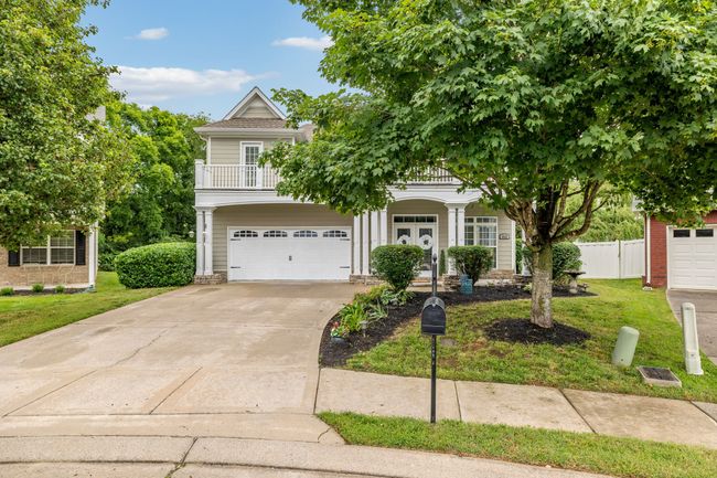 Notice that beautiful tree line in the backyard.... | Image 4