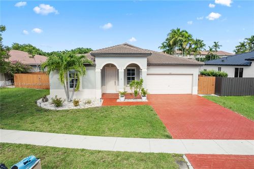 2103 Ne 39th Ter, Homestead, FL, 33033 | Card Image