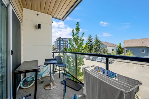 215-3070 Kilpatrick Ave, Courtenay, BC, V9N0G7 | Card Image
