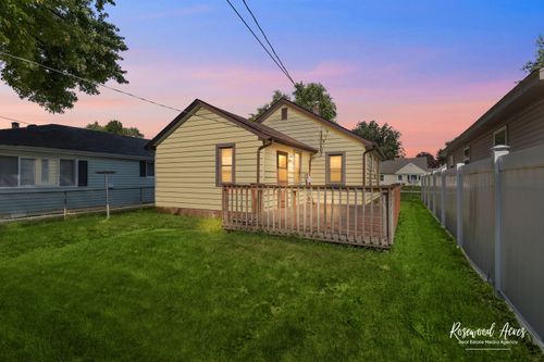 235 S Douglas Ave, Bradley, IL, 60915-2407 | Card Image