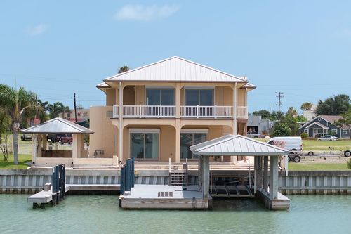 629 N Yturria St, Port Isabel, TX, 78578-4630 | Card Image