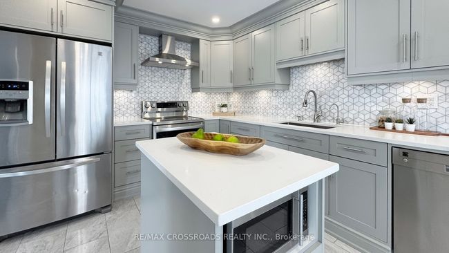 72 Oswell Dr, House other with 4 bedrooms, 3 bathrooms and 2 parking in Ajax ON | Image 18