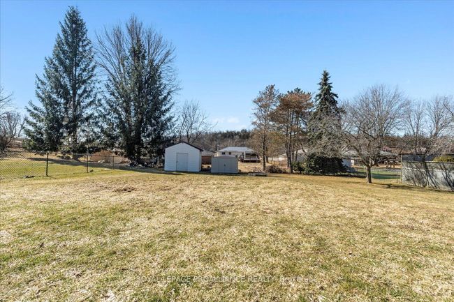 197 Chatterton Valley Cres, House other with 3 bedrooms, 2 bathrooms and 6 parking in Foxboro ON | Image 40