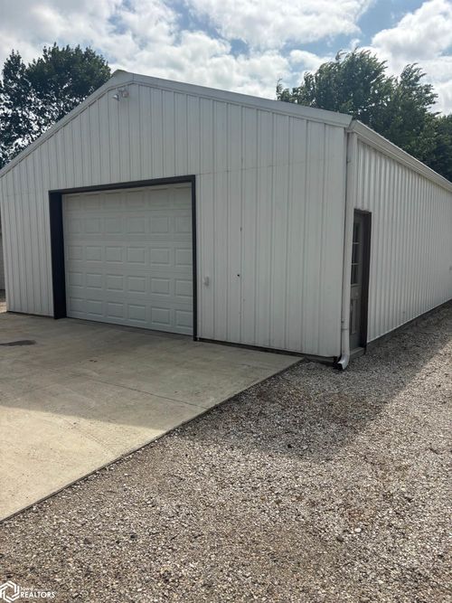 102 Iowa Street, Cylinder, IA, 50528 | Card Image