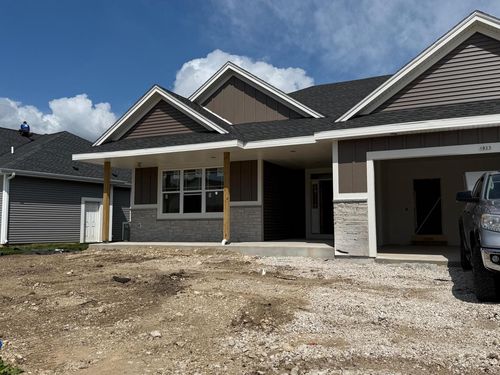 1023 Waterstone Court, Pewaukee, WI, 53072 | Card Image