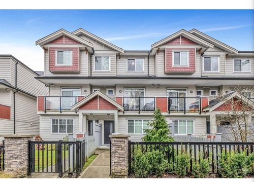 10-13898 64 Ave, Surrey, BC, V3W1L6 | Card Image