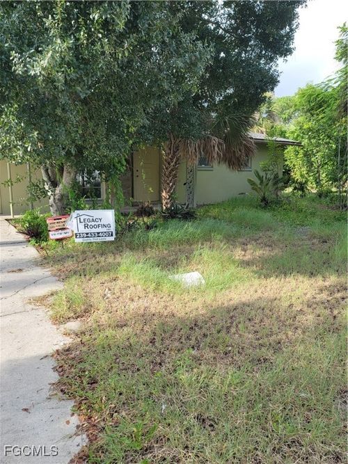 4839 Hampton Ct, Fort Myers, FL, 33907-1211 | Card Image