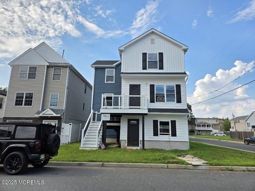 359 Lorillard Ave, Union Beach, NJ, 07735-2915 | Card Image