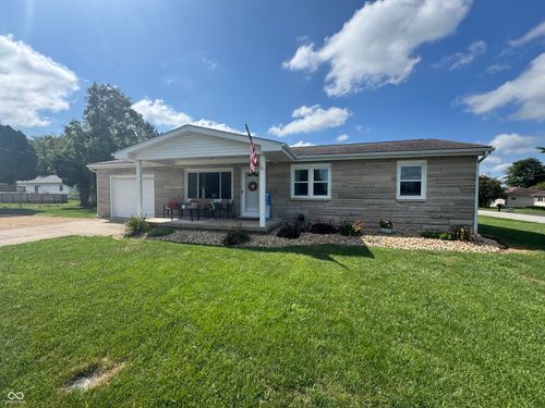 407 Park Rd, Greensburg, IN, 47240-1954 | Card Image