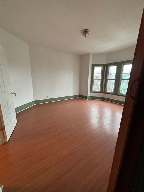 apt-3-210 Lexington St, Boston, MA, 02128-4443 | Card Image