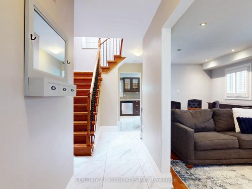80 Stephensen Crt, Brampton, ON, L6V3X8 | Card Image