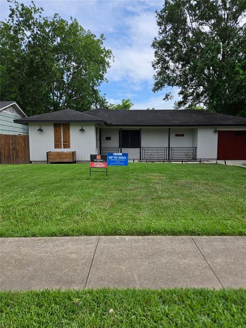 5726 Bellfort St, Houston, TX, 77033-2104 | Card Image