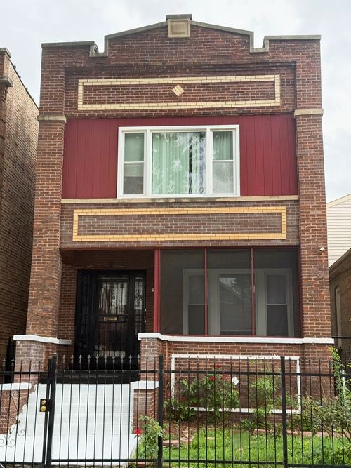 7923 S Carpenter St, CHICAGO, IL, 60620-3053 | Card Image