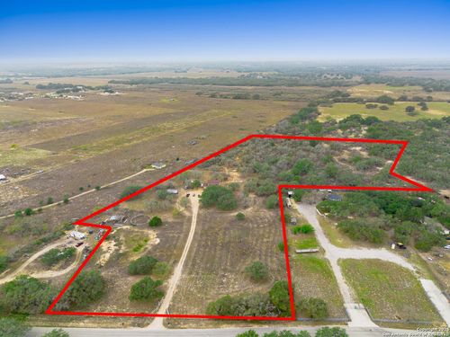 1655 Eichman Rd, Poteet, TX, 78065-4721 | Card Image
