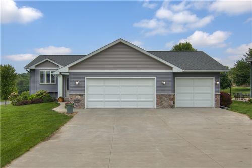 964 Kelly Rd, Ellsworth, WI, 54011-4886 | Card Image