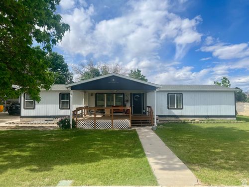 465 Kings Ln, Green River, UT, 84525-7757 | Card Image