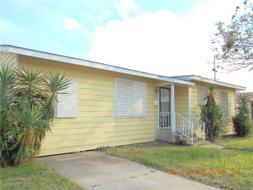 4434 Green Grove Dr, Corpus Christi, TX, 78415-5137 | Card Image