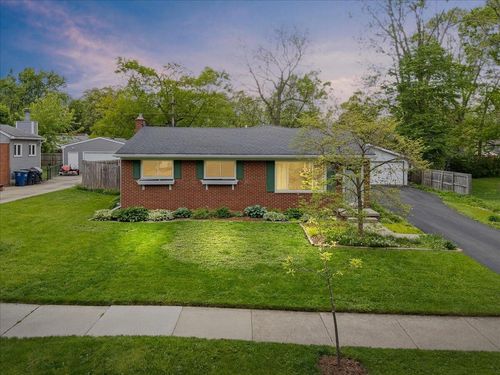 681 Archwood Dr, Ann Arbor, MI, 48103-2806 | Card Image