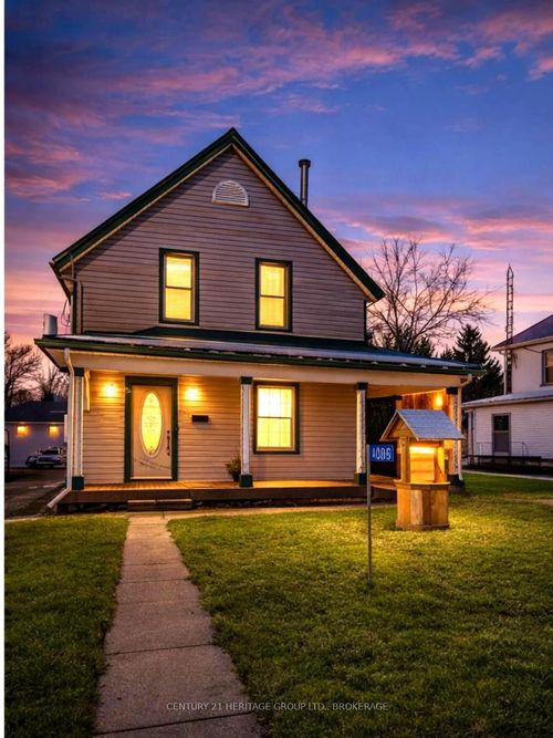 4089 Perth Road, Frontenac, ON, K0X1X0 | Card Image