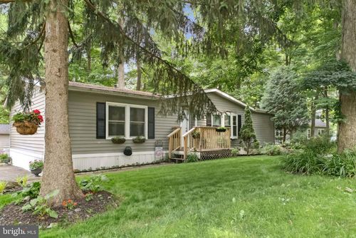 6 Esther Dr, QUAKERTOWN, PA, 18951 | Card Image