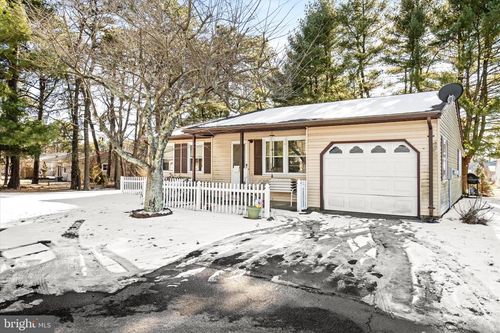 16 Falmouth Ave, Whiting, NJ, 08759-2335 | Card Image