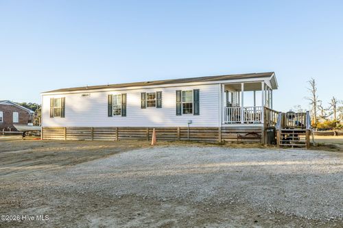 191 Old Carteret Rd, Smyrna, NC, 28579-9543 | Card Image