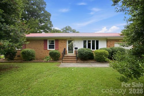 635 Fieldstone Rd, Mooresville, NC, 28115-2727 | Card Image
