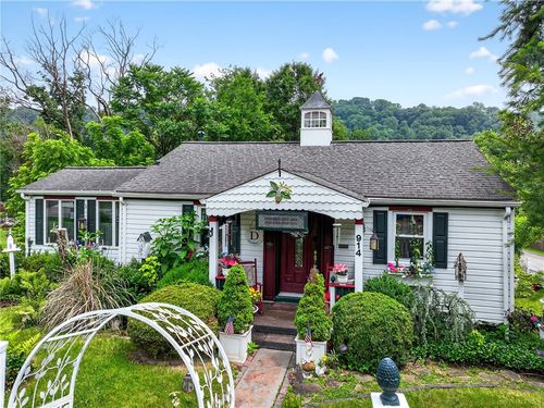 914 E Smithfield St, Elizabeth Twp, PA, 15135-1004 | Card Image