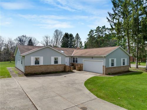 17500 Alexander Rd, Walton Hills, OH, 44146-5015 | Card Image