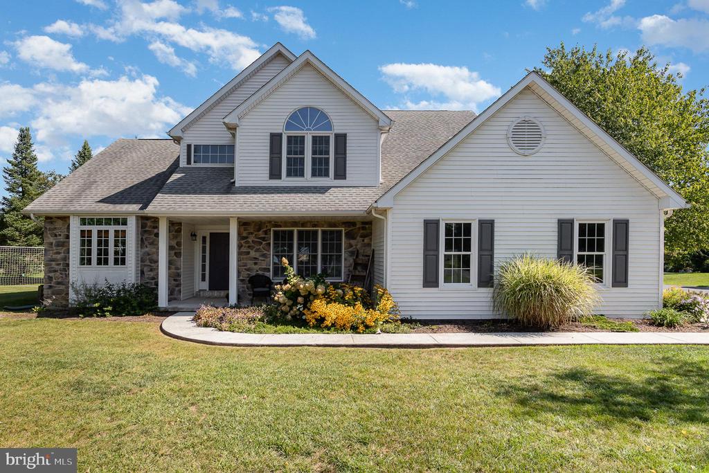 Putters Cir, Dillsburg, PA 17019