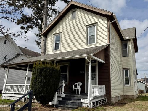 229 E 5th St, Berwick, PA, 18603-3707 | Card Image