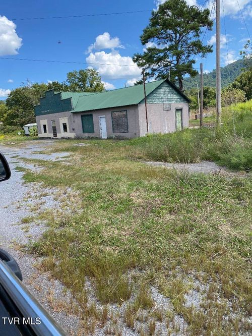 1744 Seminary Church Loop, Big Stone Gap, VA, 24219-8089 | Card Image