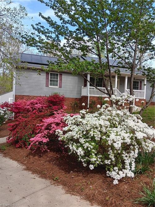 1070 Dun Ave, Walnut Cove, NC, 27052-5778 | Card Image