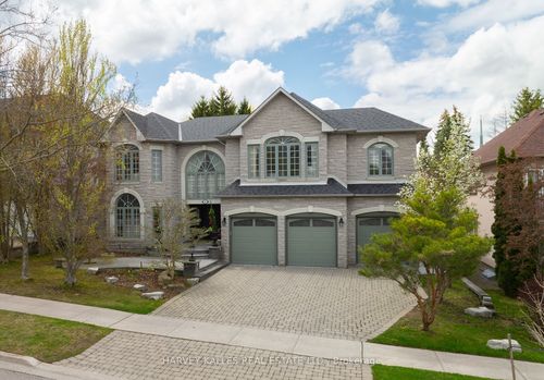 60 Bowan Crt, North York, ON, M2K3A7 | Card Image