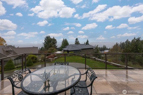 414 S Clarkwood Dr, Bellingham, WA, 98225-8702 | Card Image