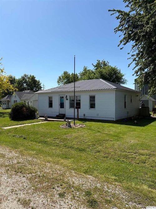 204 W Main Cross St, Timewell, IL, 62375-4093 | Card Image