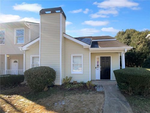 2190 Wellington Cir, Lithonia, GA, 30058-7945 | Card Image