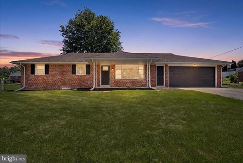 9 Wildasin Dr, YORK, PA, 17407-1226 | Card Image