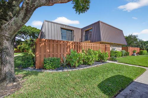 345-5680 Se Windsong Ln, Stuart, FL, 34997-8221 | Card Image