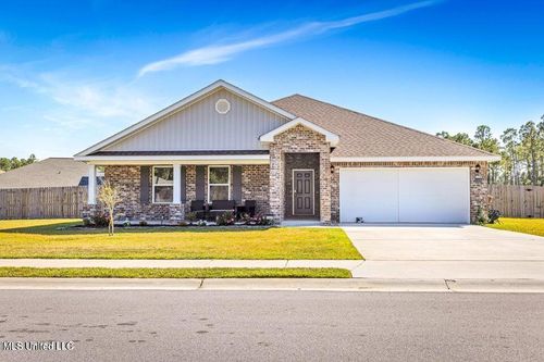 10429 Willow Leaf Dr, Gulfport, MS, 39503-5685 | Card Image